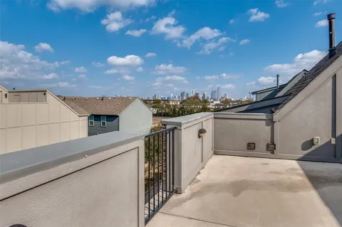 $650,000 | 1434 Elevado Drive, Dallas, TX 75212