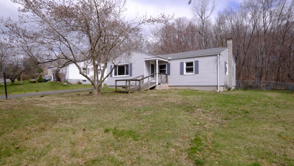 955 Burts Pit Road Northampton, MA 01062 - Photo 3 of 18