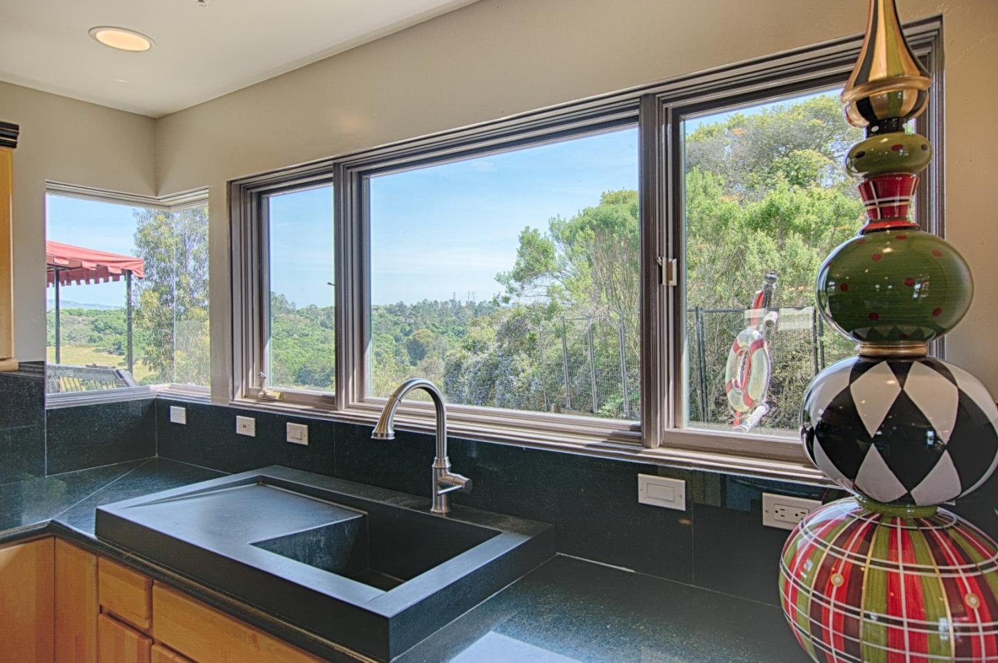 390 Hidden Valley Road Watsonville, CA 95076 - Photo 13 of 43 Gallery Image 13