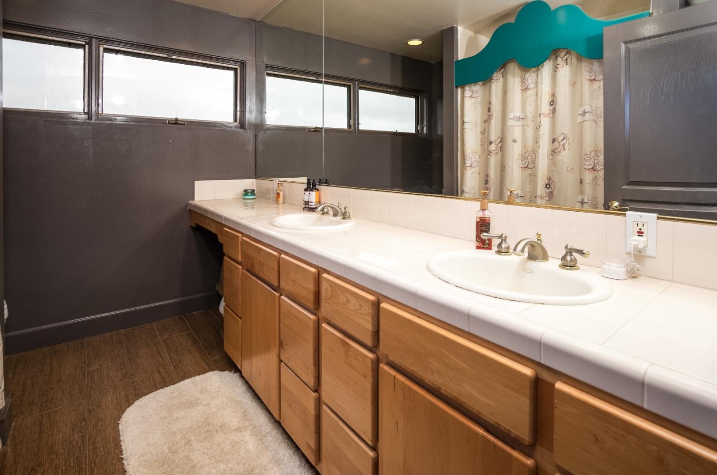390 Hidden Valley Road Watsonville, CA 95076 - Photo 23 of 43 Gallery Image 23