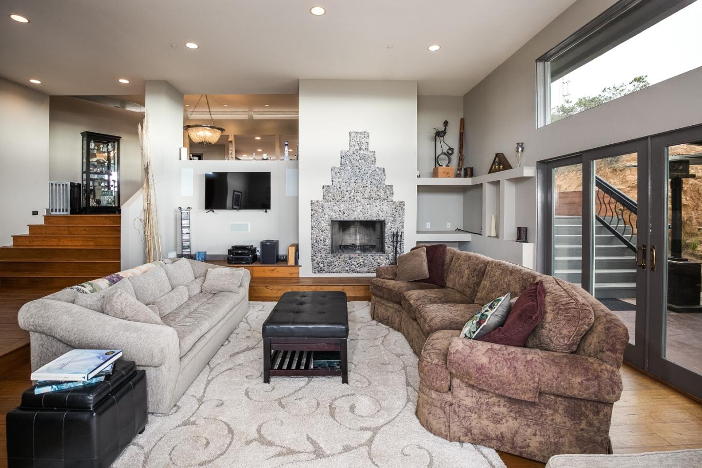 390 Hidden Valley Road Watsonville, CA 95076 - Photo 3 of 43 Gallery Image 3