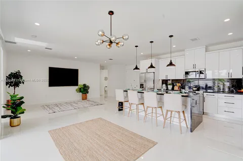 $3,250,000 | 1805 Northwest 22nd Court, Miami, FL 33125