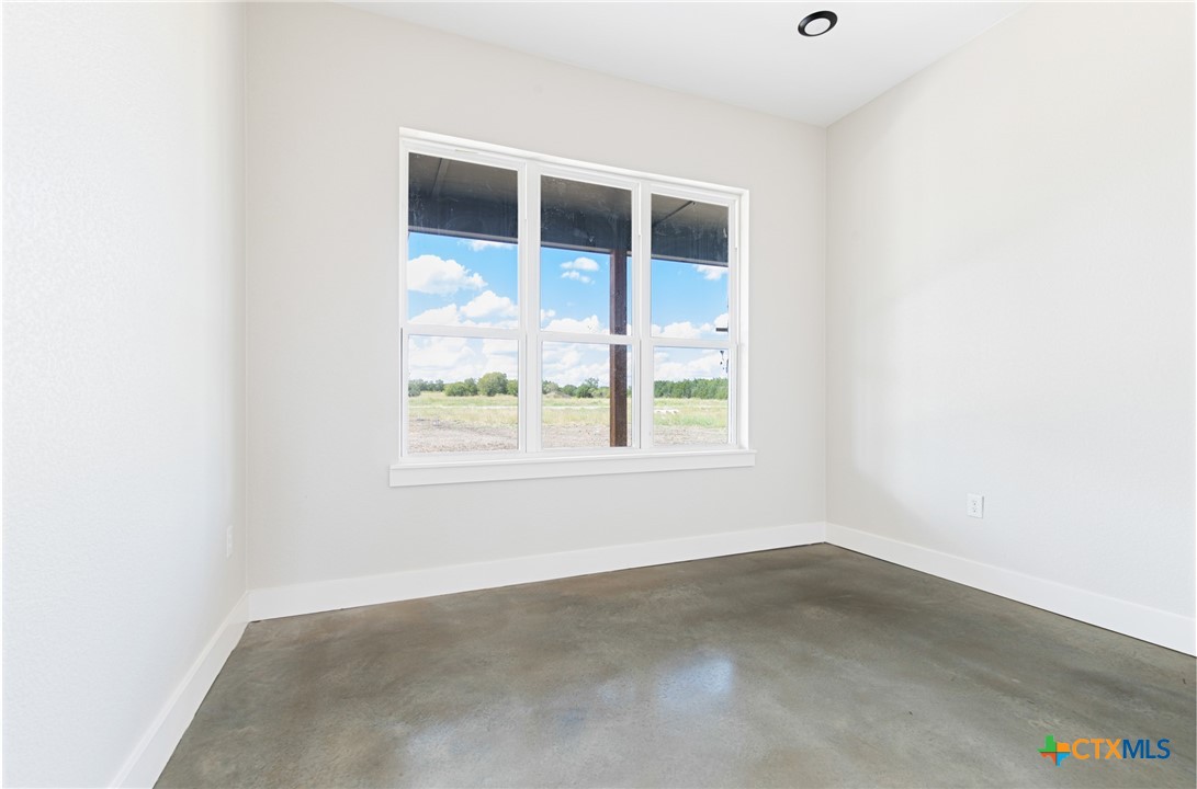237 Cedar Bluff Loop Gatesville, TX 76528 - Photo 17 of 31 an empty room with window