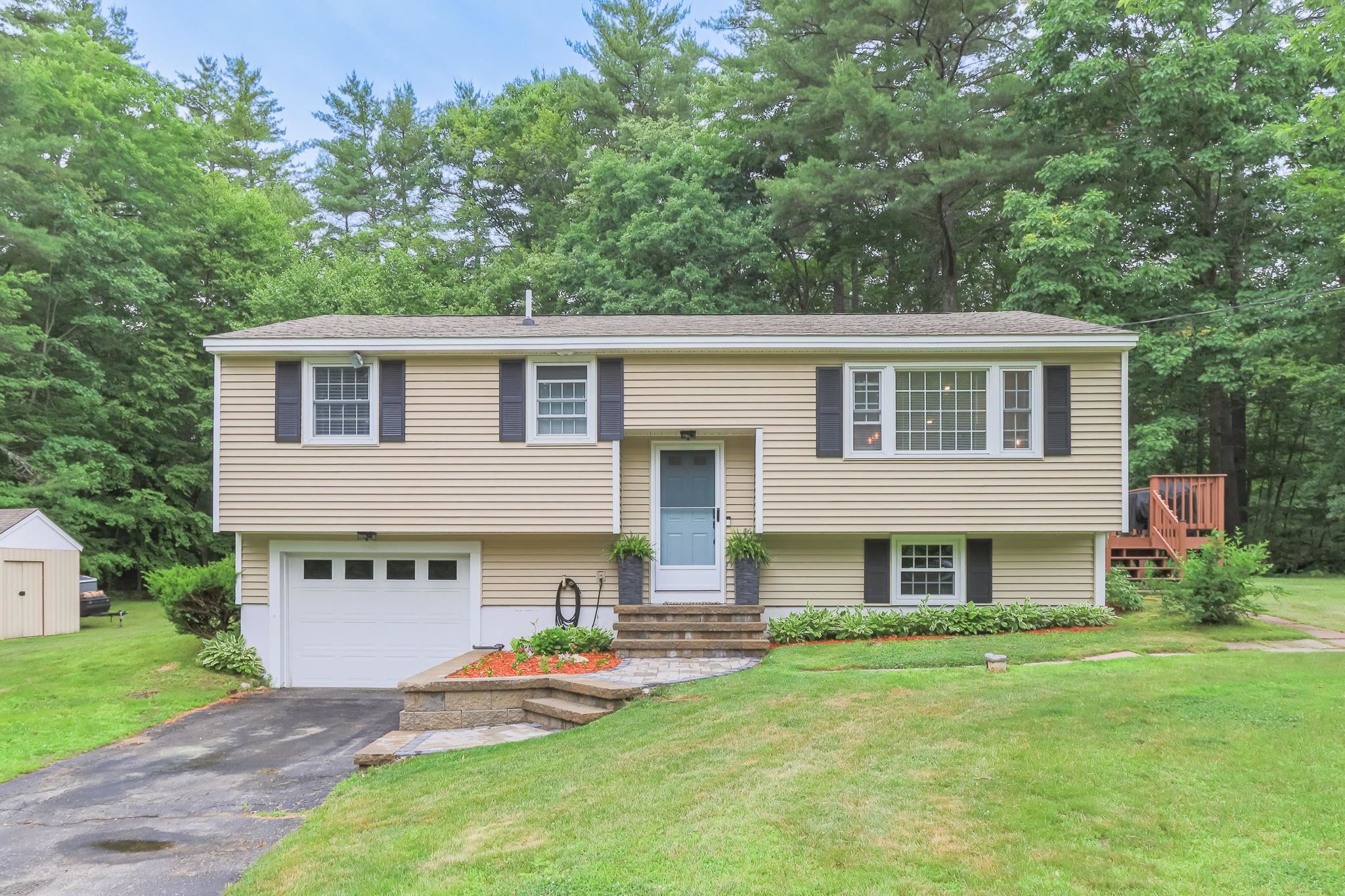 344 Wilsons Crossing Road Auburn, NH 03032 - Photo 3 of 45
