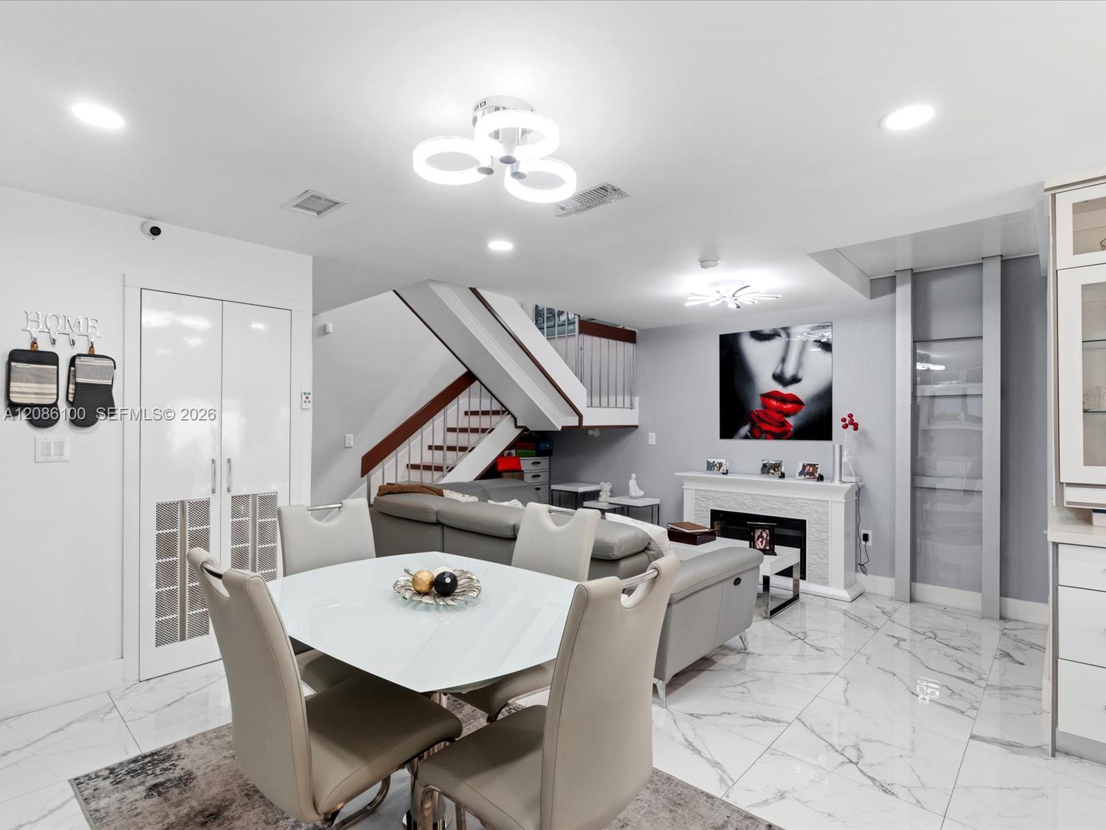 9152 Southwest 6th Street Miami, FL 33174 - Photo 13 of 56 Gallery Image 13
