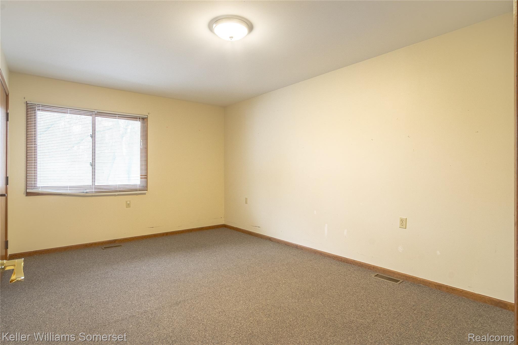450 Brewer Road Leonard, MI 48367 - Photo 27 of 47 31.jpg