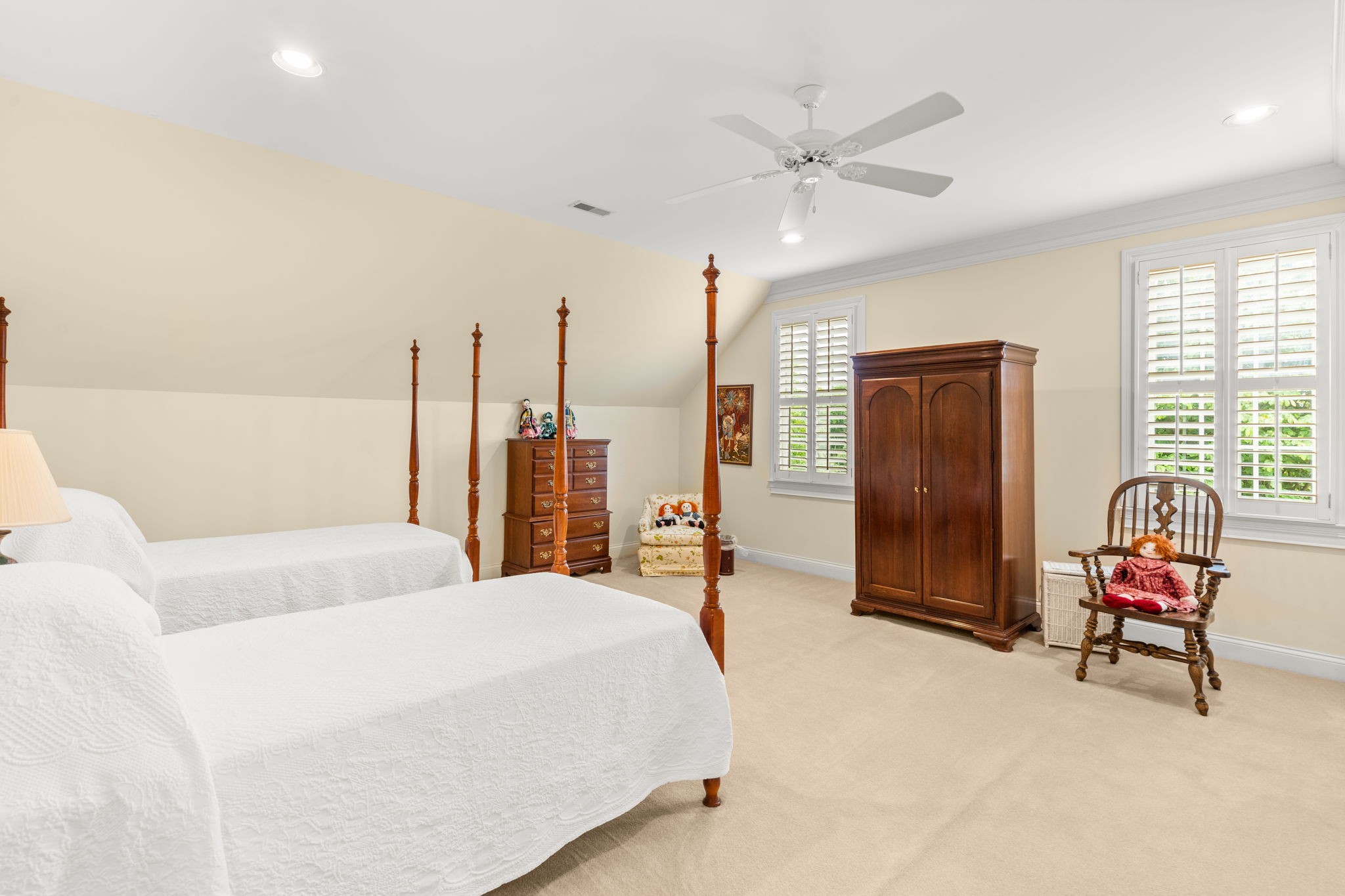 3210 Kinnard Springs Road Franklin, TN 37064 - Photo 33 of 64 a bedroom with a bed and a chair