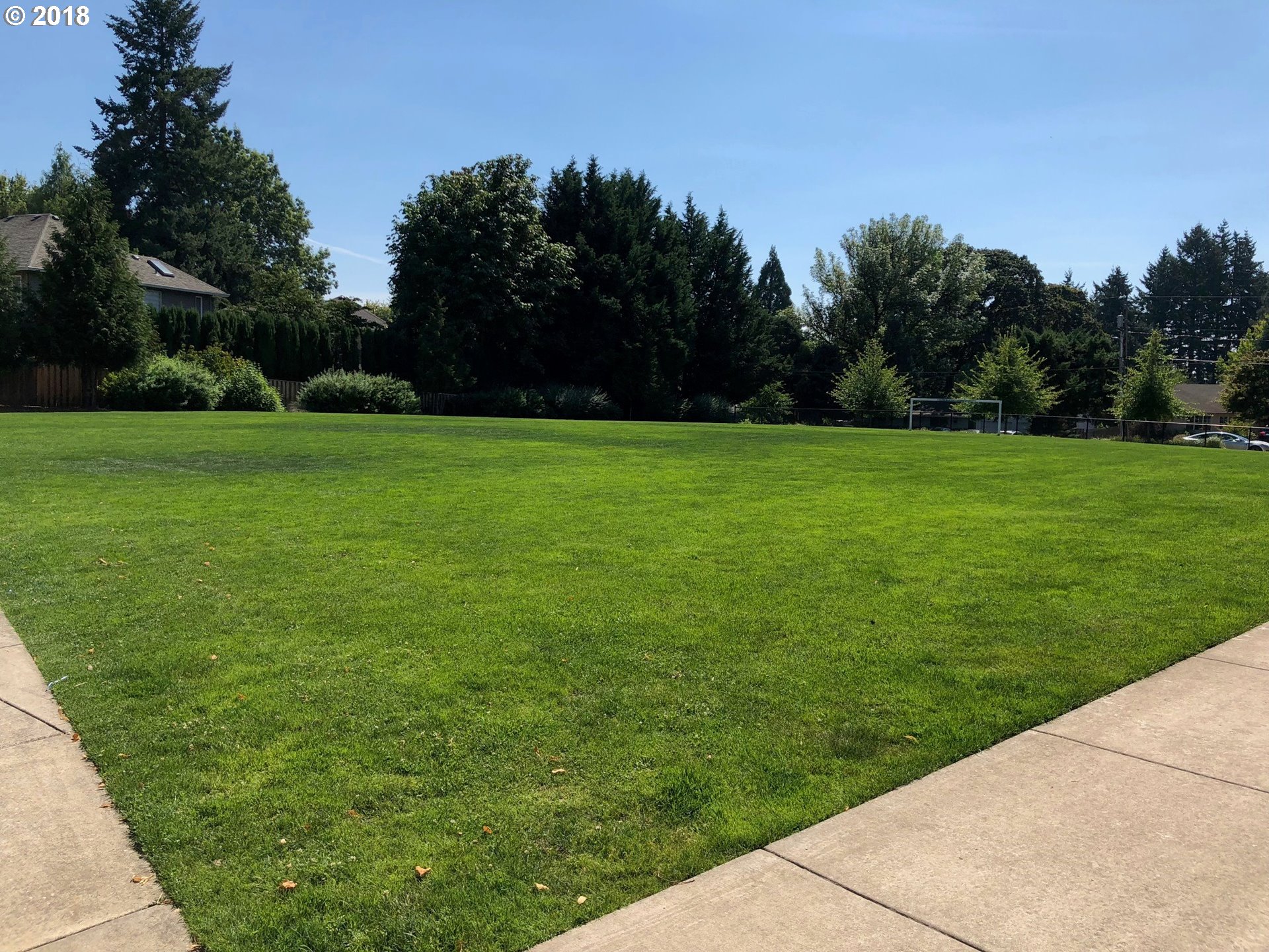 13275 Southwest Davies Road Beaverton, OR 97008 - Photo 14 of 22