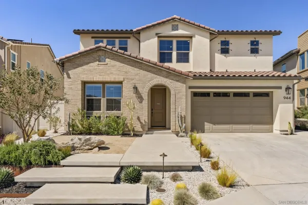 $1,695,000 | 944 Lindbergh Drive, San Marcos, CA 92069