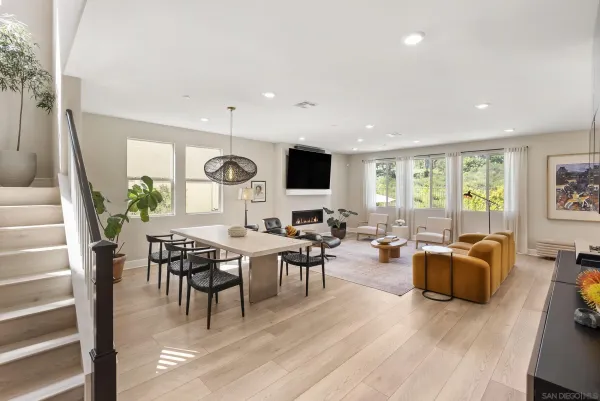 $1,695,000 | 944 Lindbergh Drive, San Marcos, CA 92069
