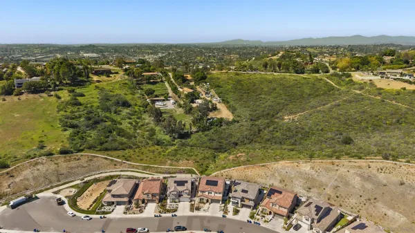 $1,695,000 | 944 Lindbergh Drive, San Marcos, CA 92069