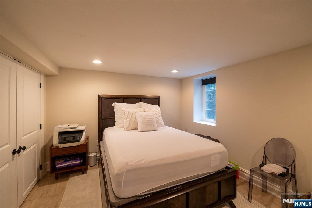 15 Woodland Road Cresskill, NJ 07626 - Photo 28 of 34