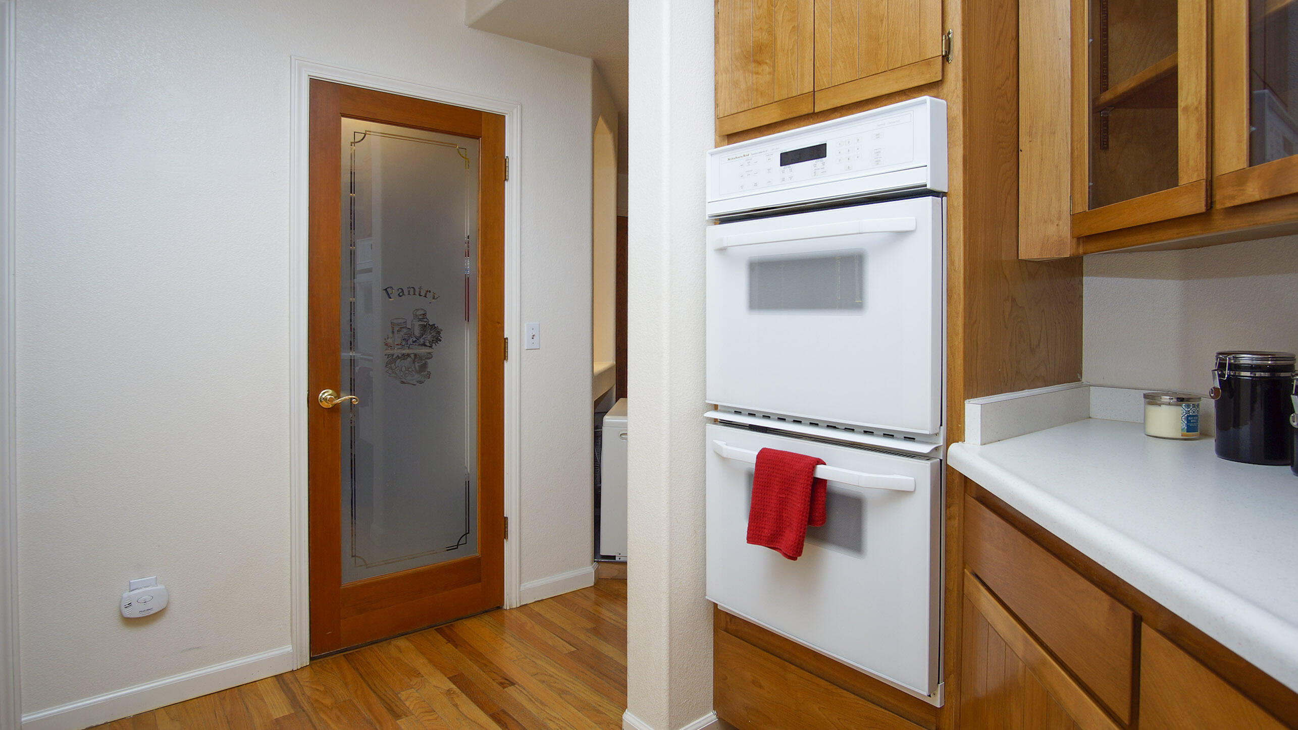 7911 Long Hay Flat Road Shingletown, CA 96088 - Photo 18 of 50 Kitchen Oven Pantry View