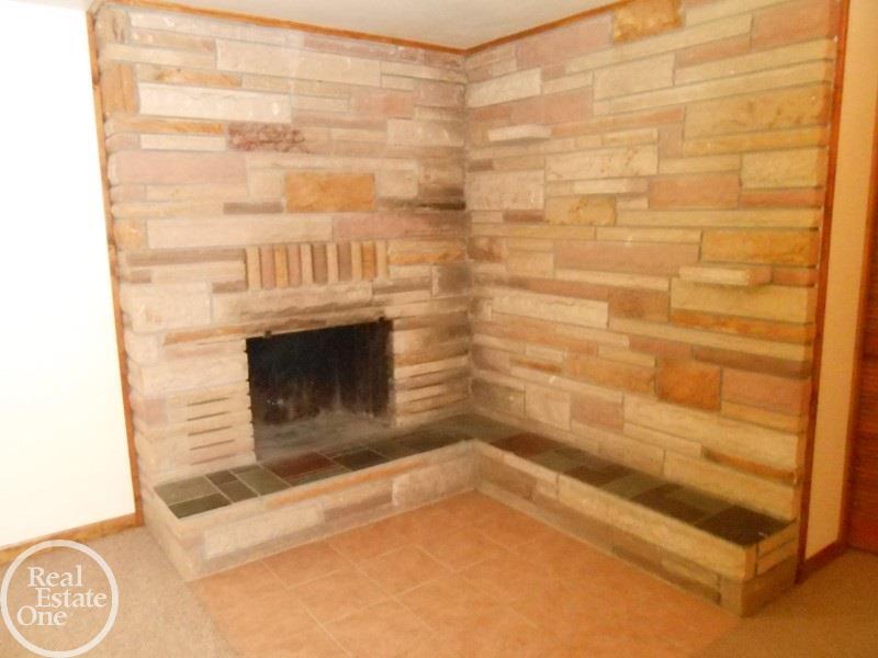 7425 Babcock Road Lexington, MI 48450 - Photo 20 of 38 31303855-19.JPG