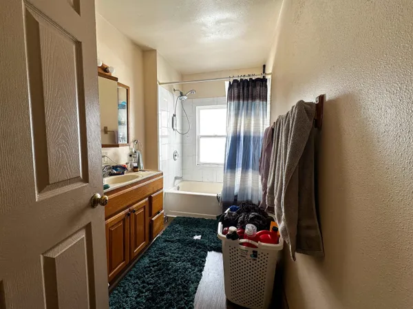 $285,000 | 549 Jefferson Street, Oshkosh, WI 54901