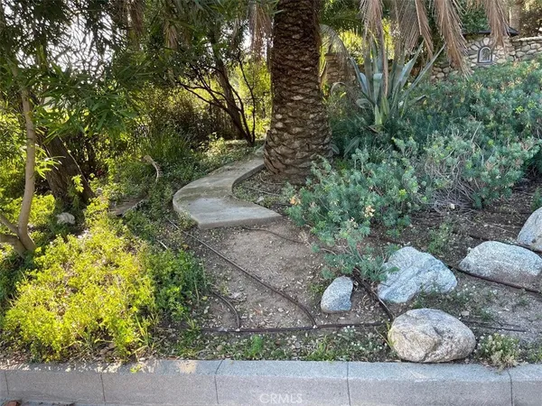 $1,780,000 | 4457 Liveoak Drive, Claremont, CA 91711