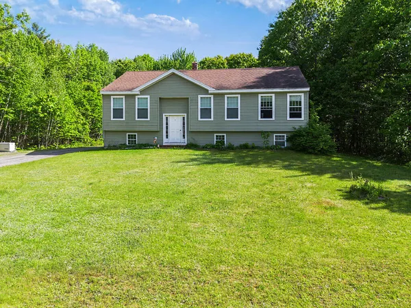 $350,000 | 5 Howard Circle, Sidney, ME 04330