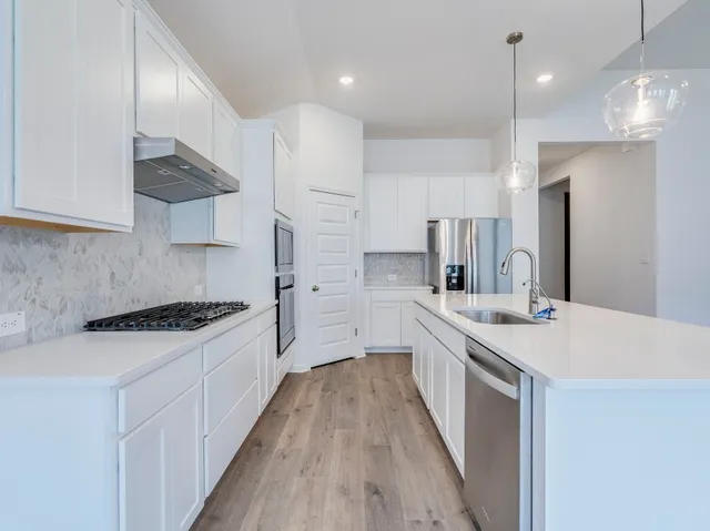 $3,300 | 227 Cathedral Mountain Drive, Dripping Springs, TX 78620