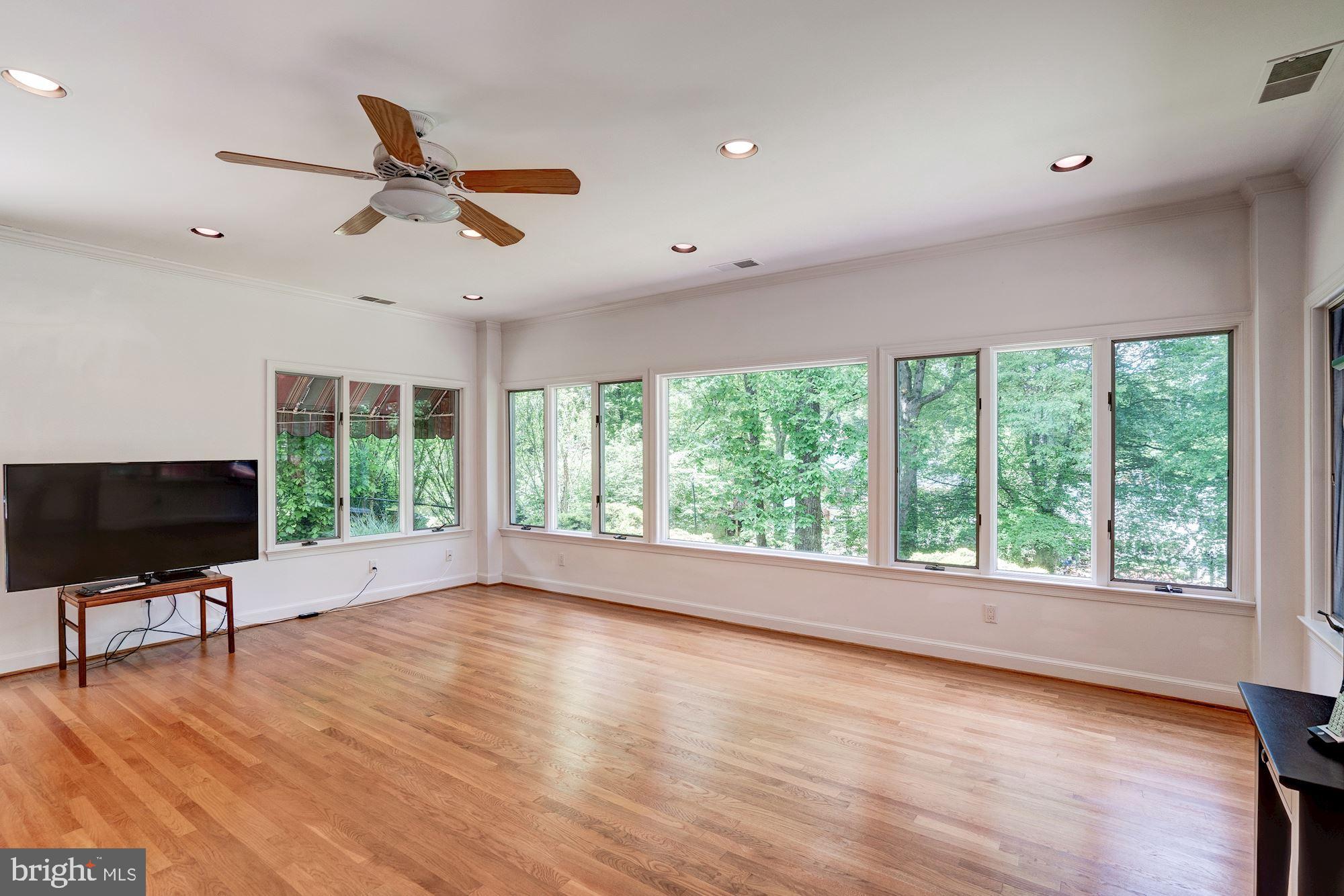 7604 Sebago Road Bethesda, MD 20817 - Photo 9 of 31 You have to see the view!