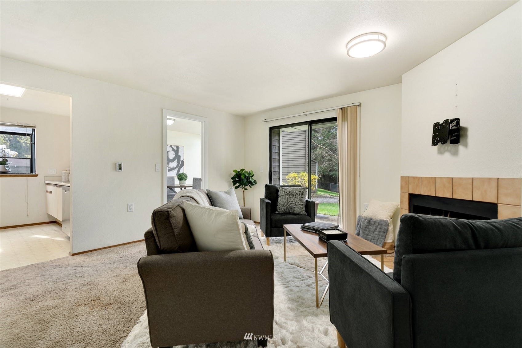 13801 Old Redmond Road, Unit F111 Redmond, WA 98052 - Photo 5 of 24 Gallery Image 5