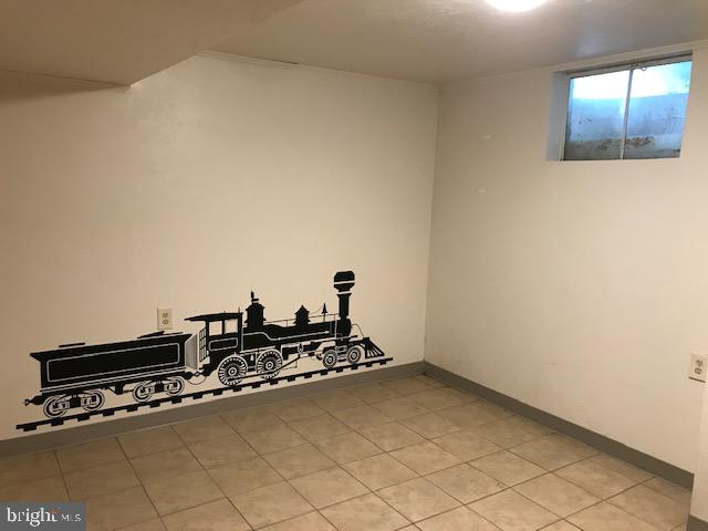 2473 Cambridge Road York, PA 17402 - Photo 42 of 62 Gallery Image 42