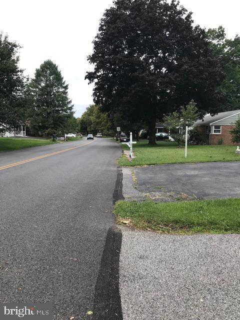 2473 Cambridge Road York, PA 17402 - Photo 6 of 62 Gallery Image 6