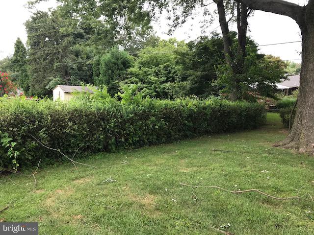 2473 Cambridge Road York, PA 17402 - Photo 60 of 62 Gallery Image 60