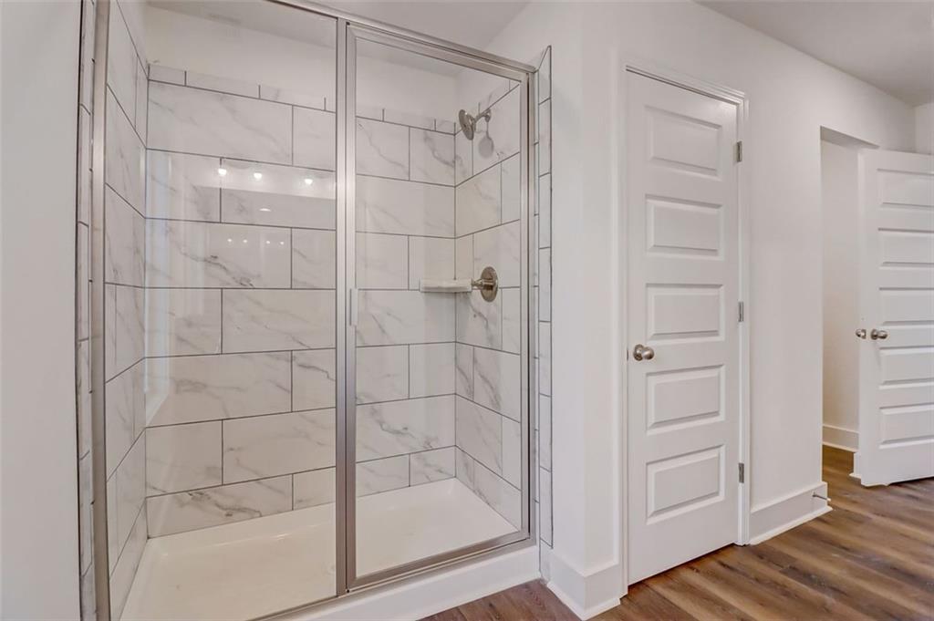 172 Loyd Road Mansfield, GA 30055 - Photo 12 of 17 a bathroom with a shower