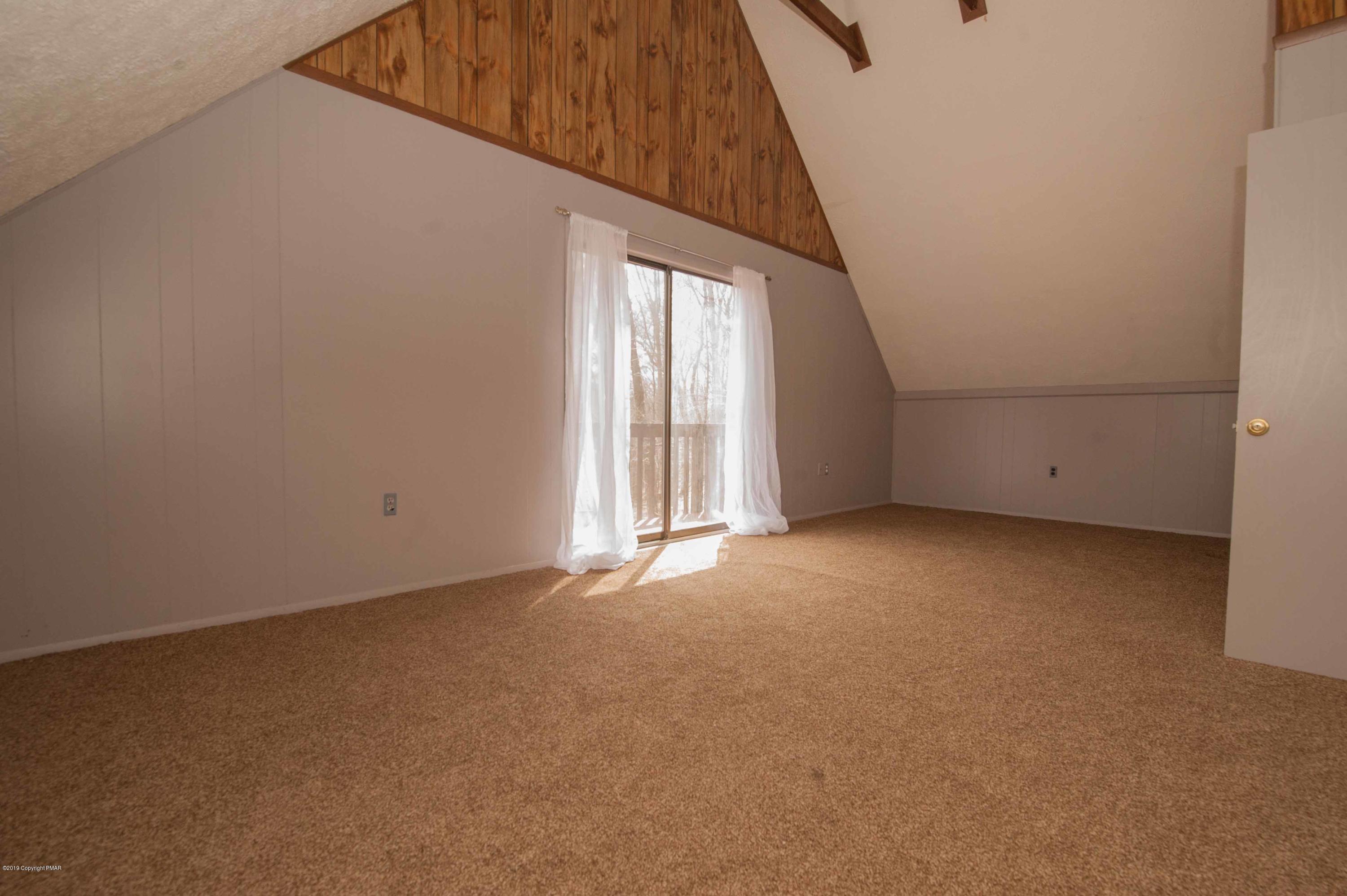6060 Decker Road Bushkill, PA 18324 - Photo 13 of 25 6060 Decker Rd-17