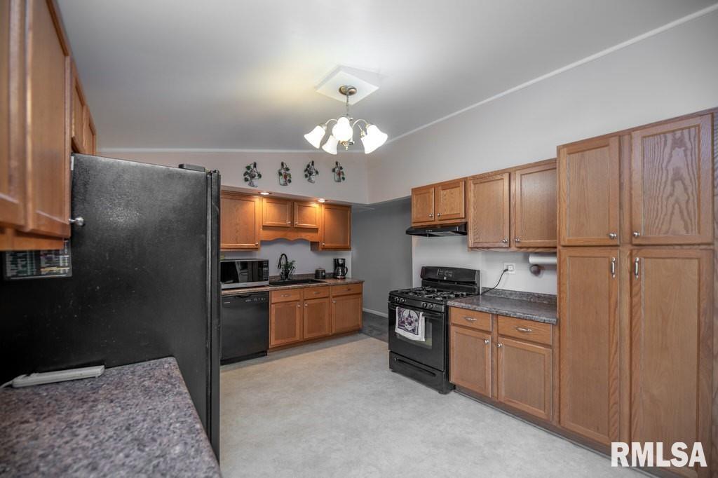 18519 Main Street Trivoli, IL 61569 - Photo 23 of 42