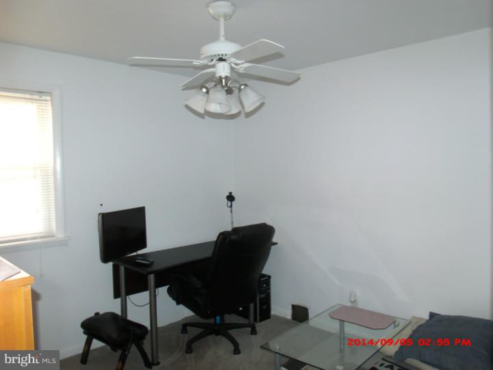 8918 Calvert Street Philadelphia, PA 19152 - Photo 2 of 24 Gallery Image 2