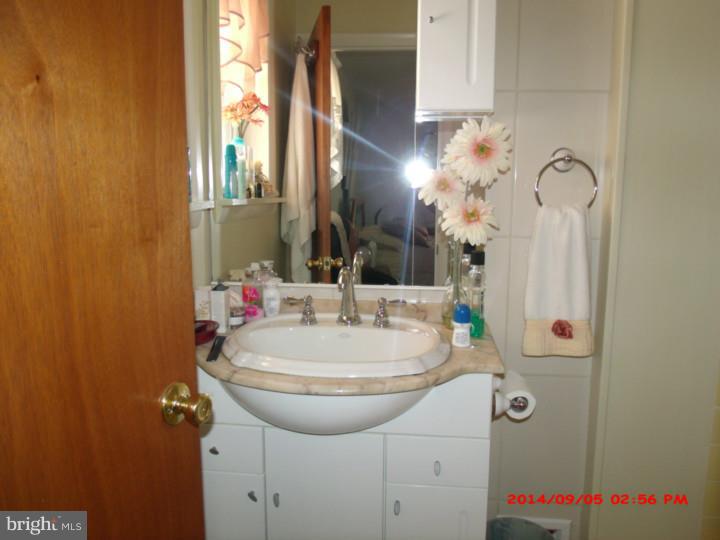 8918 Calvert Street Philadelphia, PA 19152 - Photo 14 of 24 Gallery Image 14