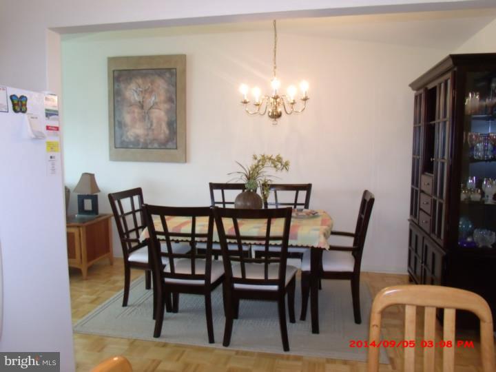 8918 Calvert Street Philadelphia, PA 19152 - Photo 6 of 24 Gallery Image 6