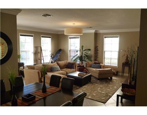 112 Dunmore Drive Jupiter, FL 33458 - Photo 4 of 23 Additional Photo