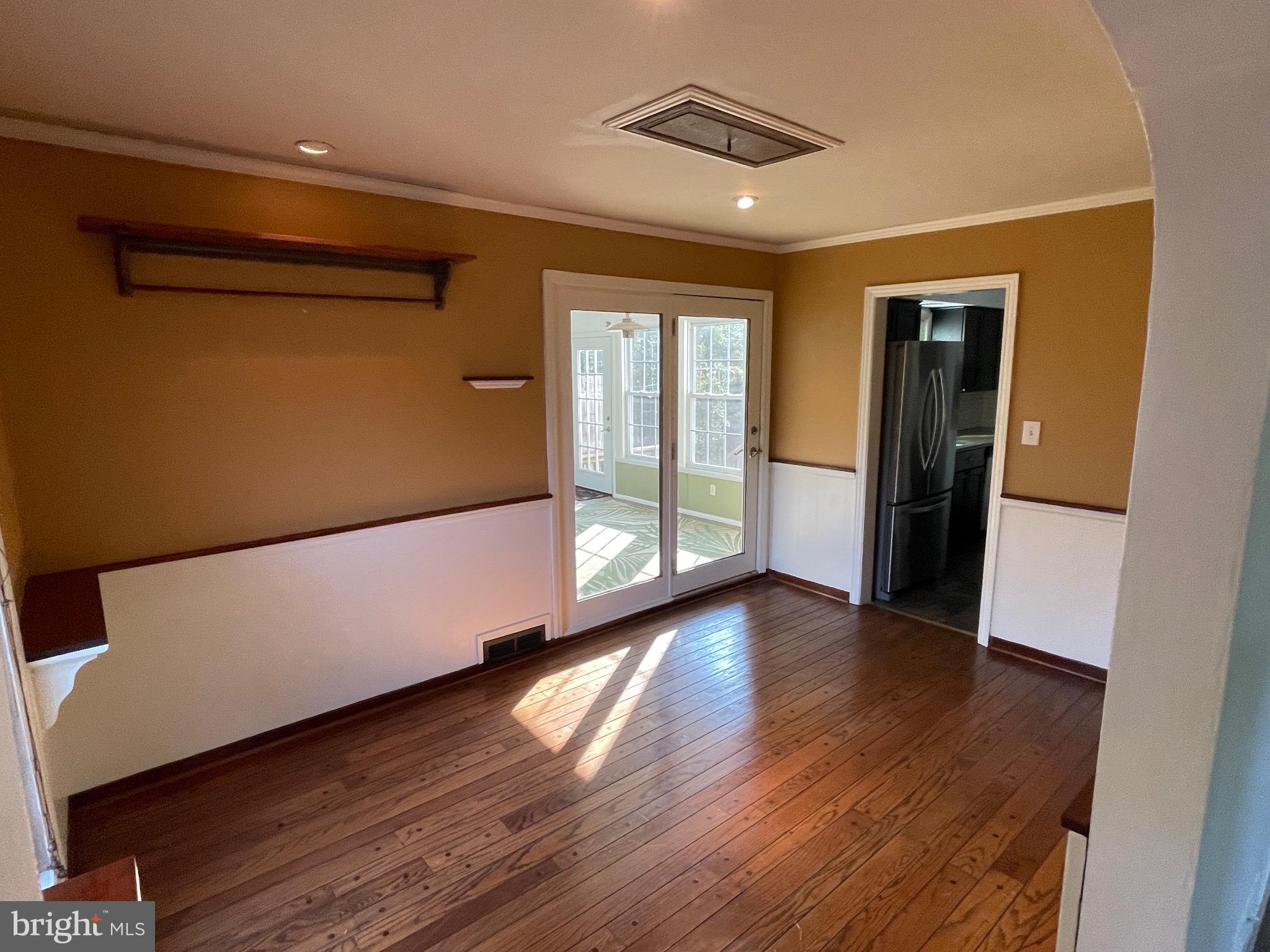 132 Windsor Road Yardley, PA 19067 - Photo 16 of 28 Gallery Image 16