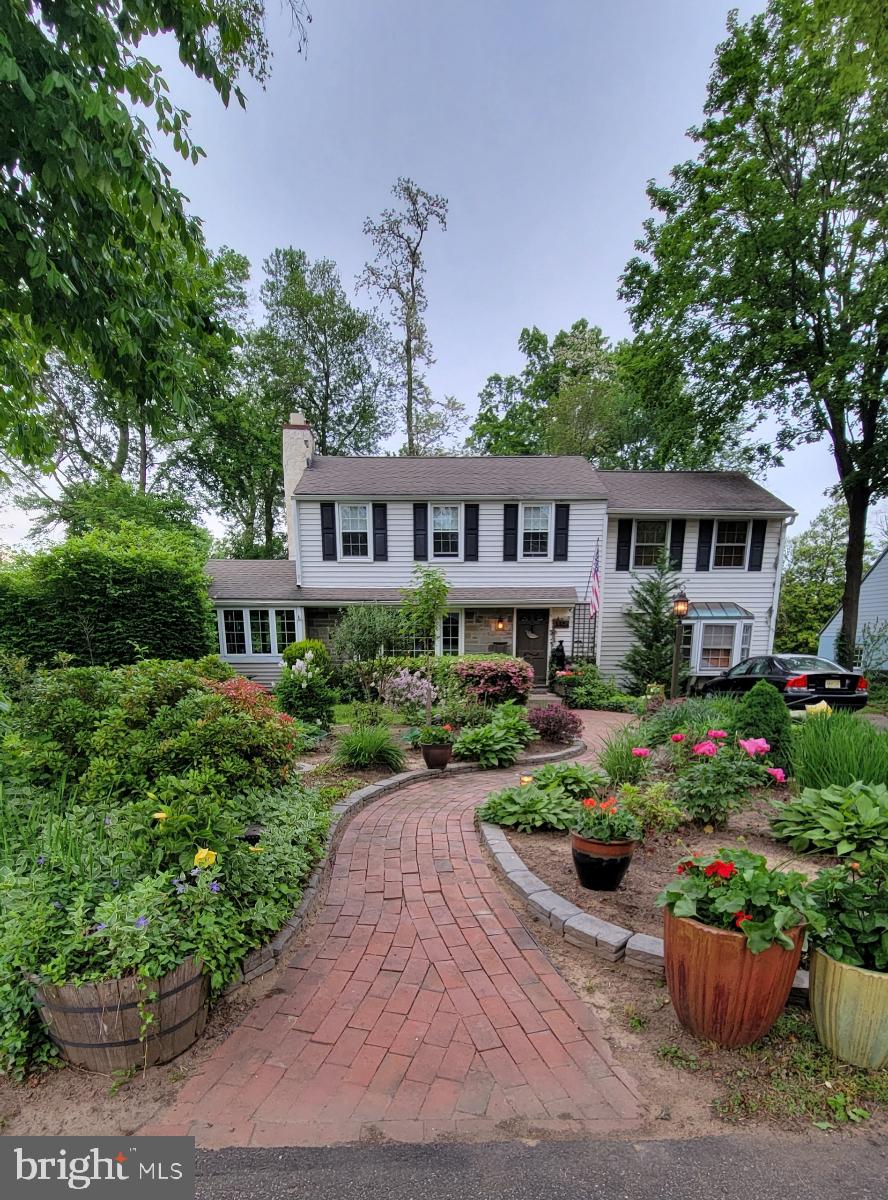 132 Windsor Road Yardley, PA 19067 - Photo 6 of 28 Gallery Image 6