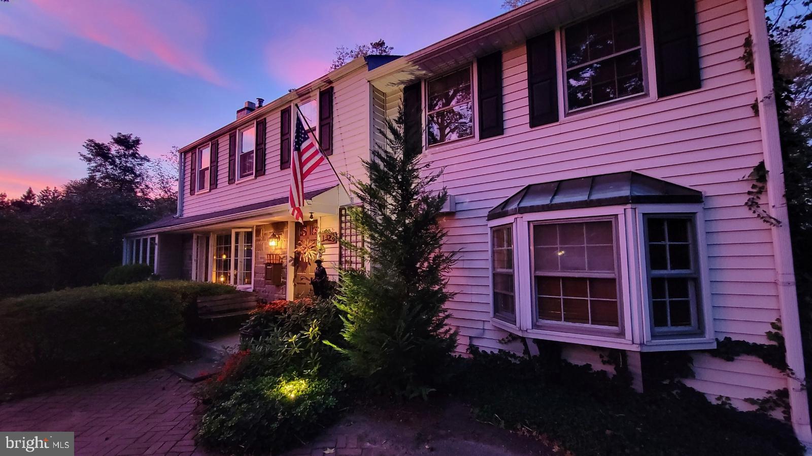 132 Windsor Road Yardley, PA 19067 - Photo 9 of 28 Gallery Image 9