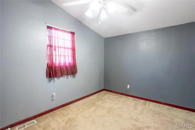 $139,900 | 2248 Miracle Avenue, Granite City, IL 62040