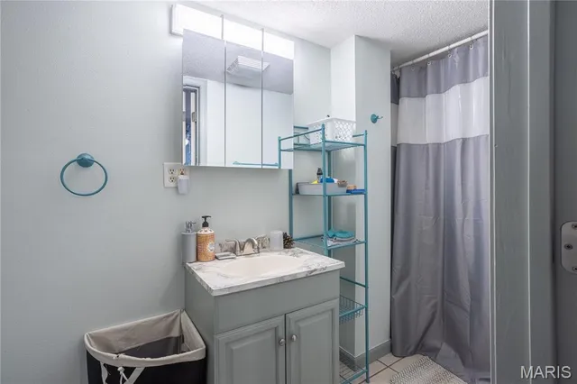 $139,900 | 2248 Miracle Avenue, Granite City, IL 62040