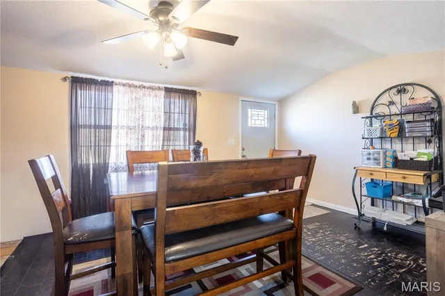 $139,900 | 2248 Miracle Avenue, Granite City, IL 62040