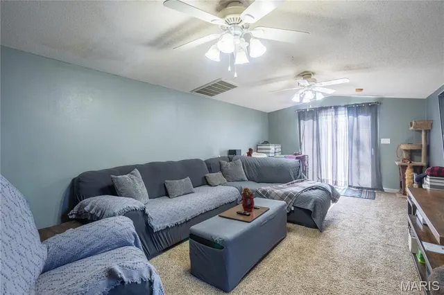 $139,900 | 2248 Miracle Avenue, Granite City, IL 62040