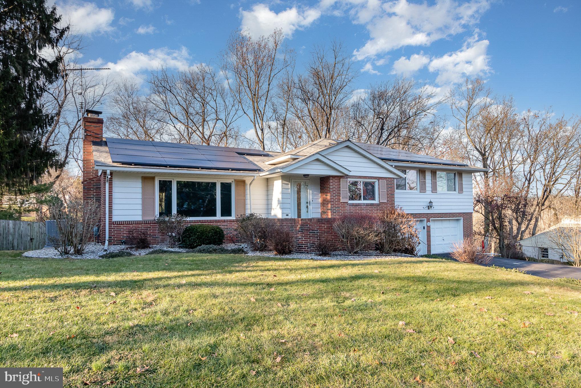 2824 Fairview Road Camp Hill, PA 17011 - Photo 2 of 26 Gallery Image 2