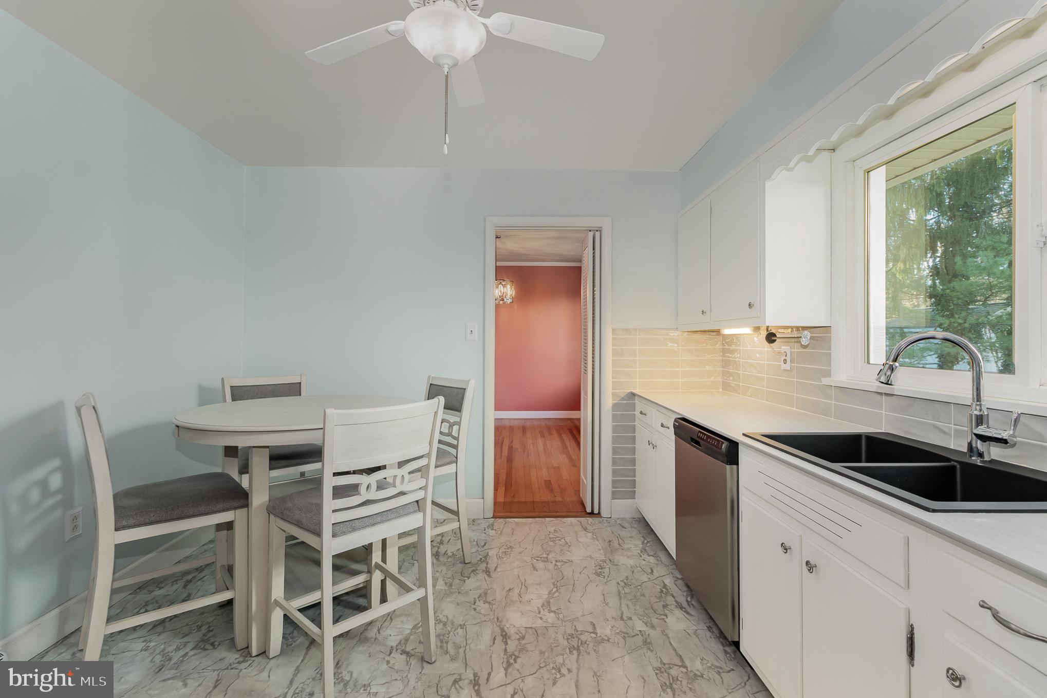 2824 Fairview Road Camp Hill, PA 17011 - Photo 10 of 26 Gallery Image 10