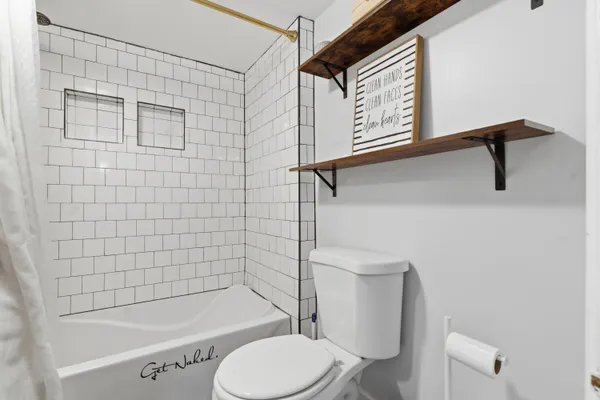 $190,000 | 215 Lincoln Street, Schoolcraft, MI 49087