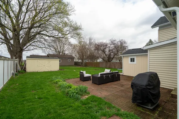 $190,000 | 215 Lincoln Street, Schoolcraft, MI 49087