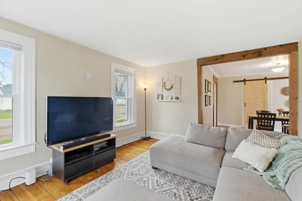 $190,000 | 215 Lincoln Street, Schoolcraft, MI 49087