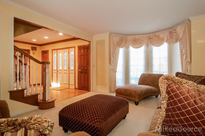 1069 Olympia Drive Rochester Hills, MI 48306 - Photo 6 of 27