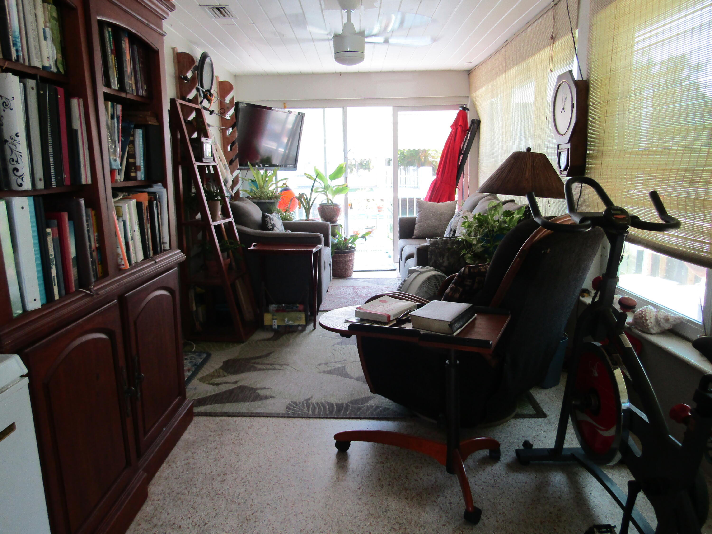 355 Pirates Road Summerland Key, FL 33042 - Photo 6 of 16 IMG_1468
