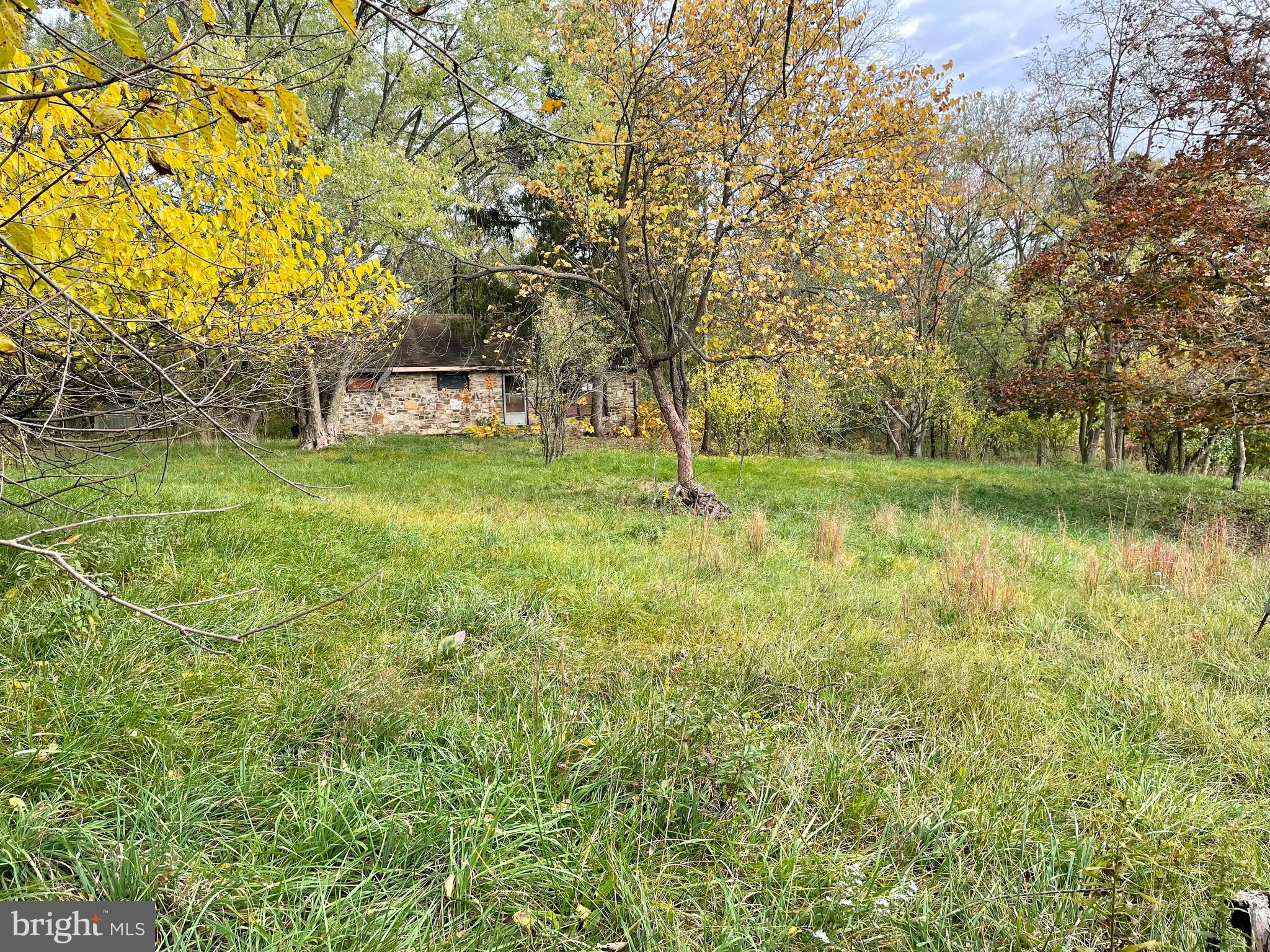 102 Beard Road Enola, PA 17025 - Photo 2 of 15 Gallery Image 2
