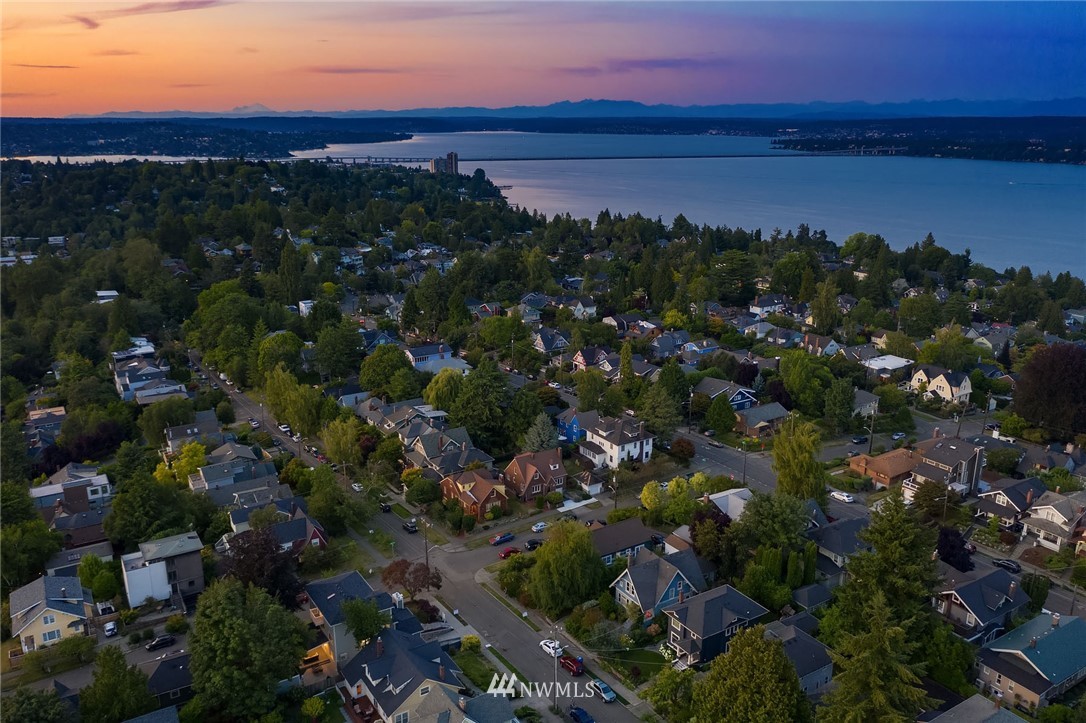 1533 33rd Avenue Seattle, WA 98122 - Photo 4 of 28 a view of a city and sunset